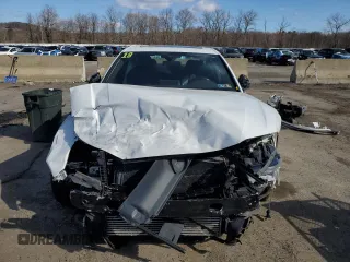 2019 Audi S4 Premium Plus z VIN WAUB4AF42KA000766, wystawiony jako Copart lot #50551065 z przebiegiem Nie podano mil oraz Szkody całkowita. Historia ofert i sprzedaży dostępna na DreamBid. Obrazek 5.