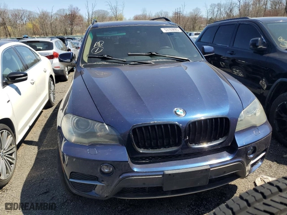 2011 BMW X5 35i with VIN 5UXZV4C55BL409215, listed as a Copart auction lot 53169885 with 166,012 mi miles and Clean Title. Bid and sale history available at carsss.com. Image 5.