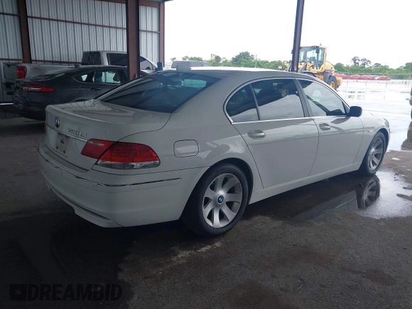 2006 BMW 7 Series 750Li с VIN WBAHN83566DT30332, выставлен на аукционе IAAI как лот 42705997 с пробегом 130 174 миль миль и . История ставок и продаж доступна на DreamBid. Изображение 4.