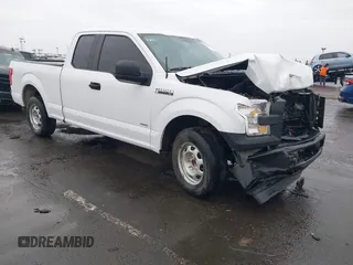 2017 Ford F-150 XL with VIN 1FTEX1CGXHKD21009, listed as a IAAI auction lot 41473582 with 192,489 mi miles. Bid and sale history available at carsss.com. Image 1.