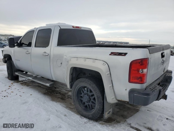 2013 Chevrolet Silverado 2500HD LTZ with VIN 1GC1KYE8XDF235732, listed as a Copart auction lot 87679265 with 466,814 mi miles and Salvage Title. Bid and sale history available at carsss.com. Image 2.