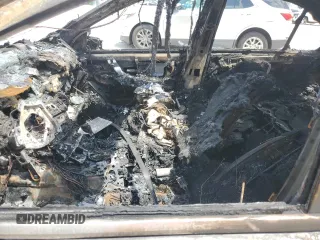 2005 Mercedes-Benz C 240 с VIN WDBRF61J75F592502, выставлен на аукционе Copart как лот 58052075 с пробегом Не указан миль и На запчасти • Non repairable. История ставок и продаж доступна на DreamBid. Изображение 7.