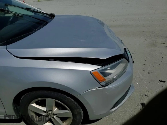 2014 Volkswagen Jetta TDI w/Premium with VIN 3VWLL7AJ9EM313537, listed as a Copart auction lot 57768675 with 170,671 mi miles and Salvage title. Bid and sale history available at DreamBid. Image 13.