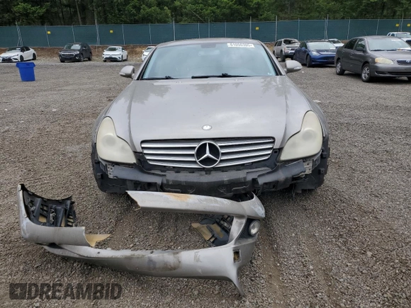 2006 Mercedes-Benz CLS 500 with VIN WDDDJ75X16A023034, listed as a Copart auction lot 61050305 with Not provided miles and Salvage title. Bid and sale history available at DreamBid. Image 5.
