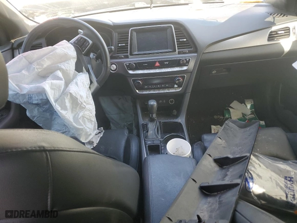 2019 Hyundai Sonata Sport with VIN 5NPE34AF9KH755662, listed as a Copart auction lot 48033335 with 0 mi miles and Salvage Title. Bid and sale history available at carsss.com. Image 8.