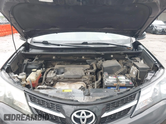 2013 Toyota RAV4 XLE with VIN 2T3WFREV5DW010736, listed as a IAAI auction lot 42152713 with 163,774 mi miles and . Bid and sale history available at DreamBid. Image 10.