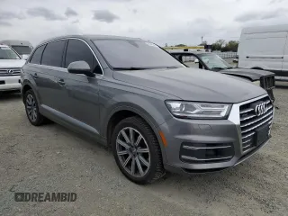 2018 Audi Q7 Premium with VIN WA1AAAF73JD005919, listed as a Copart auction lot 49045645 with 132,236 mi miles and Clean title. Bid and sale history available at DreamBid. Image 4.