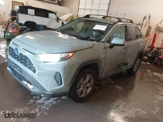 2022 Toyota RAV4 Hybrid XLE with VIN 2T3RWRFV1NW133432, listed as a IAAI auction lot 41561305 with 35,042 mi miles. Bid and sale history available at carsss.com. Image 17.