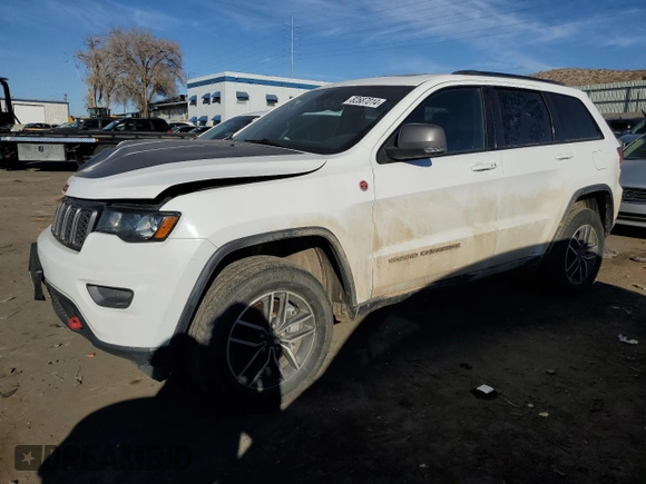 2021 Jeep Grand Cherokee Trailhawk with VIN 1C4RJFLG3MC646573, listed as a Copart auction lot 82687014 with 83,294 mi miles and Salvage Title. Bid and sale history available at carsss.com. Image 1.
