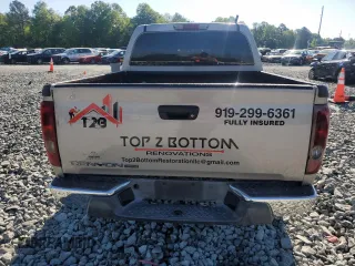 2004 GMC Canyon 1SB SLE Z85 with VIN 1GTCS136748117806, listed as a Copart auction lot 55744225 with 172,224 mi miles and Clean Title. Bid and sale history available at carsss.com. Image 6.