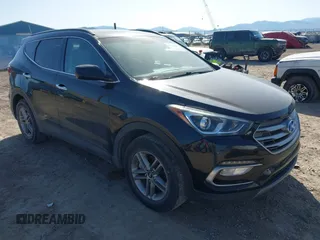 2017 Hyundai Santa Fe 2.4L z VIN 5NMZUDLB5HH006761, wystawiony jako IAAI lot #42115607 z przebiegiem 117 490 mil mil oraz . Historia ofert i sprzedaży dostępna na DreamBid. Obrazek 1.