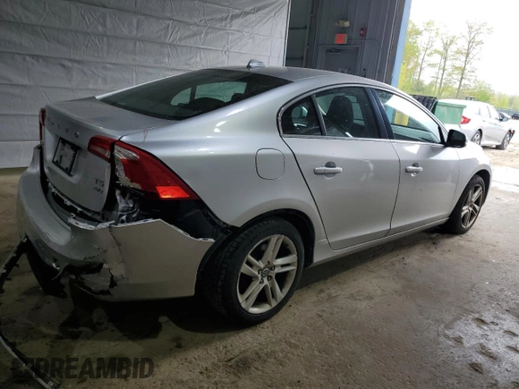 2015 Volvo S60 T5 Premier с VIN YV1612TBXF1306216, выставлен на аукционе Copart как лот 56515815 с пробегом 126 378 миль миль и Списание • Salvage title. История ставок и продаж доступна на DreamBid. Изображение 3.