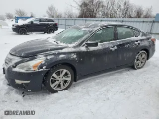 2013 Nissan Altima 2.5 SV with VIN 1N4AL3AP1DN422866, listed as a Copart auction lot 41865965 with 170,501 mi miles and Clean Title. Bid and sale history available at carsss.com. Image 1.