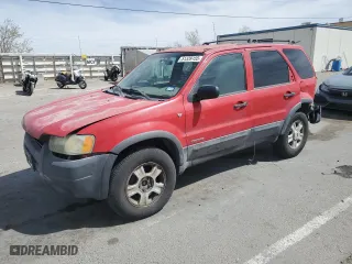 2002 Ford Escape XLT Choice with VIN 1FMYU03142KC38481, listed as a Copart auction lot 51339155 with 228,763 mi miles and Salvage Title. Bid and sale history available at carsss.com. Image 1.