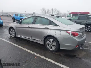 2013 Hyundai Sonata Hybrid Limited with VIN KMHEC4A4XDA050373, listed as a IAAI auction lot 41846776 with 183,863 mi miles. Bid and sale history available at carsss.com. Image 3.