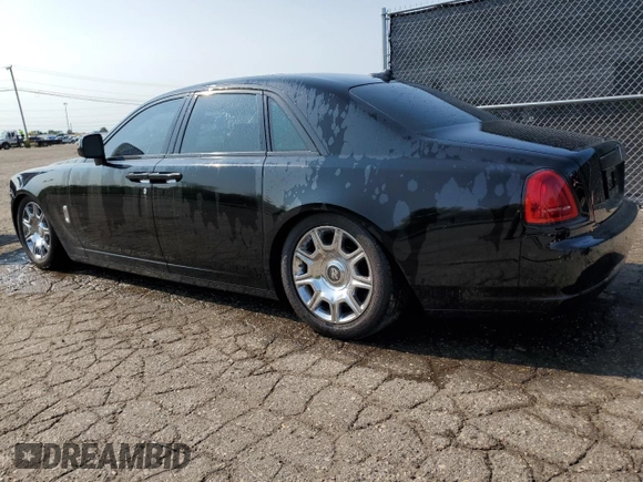 2010 Rolls-Royce Ghost z VIN SCA664S54AUX49006, wystawiony jako Copart lot #71230504 z przebiegiem Nie podano mil oraz Tytuł czysty. Historia ofert i sprzedaży dostępna na DreamBid. Obrazek 3.