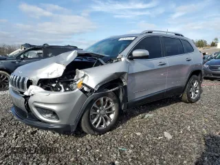 2020 Jeep Cherokee Latitude Plus with VIN 1C4PJLLB0LD614764, listed as a Copart auction lot 45201255 with 88,295 mi miles and Salvage Title. Bid and sale history available at carsss.com. Image 1.