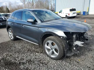 2022 Audi Q5 S line Prestige with VIN WA1FAAFY5N2005758, listed as a Copart auction lot 44140635 with 30,765 mi miles and Salvage title. Bid and sale history available at DreamBid. Image 4.