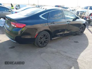 2015 Chrysler 200 Limited с VIN 1C3CCCAB3FN529027, выставлен на аукционе IAAI как лот 41433448 с пробегом 103 589 миль миль и . История ставок и продаж доступна на DreamBid. Изображение 4.