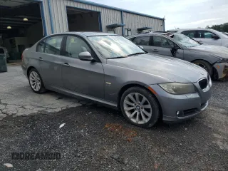 2011 BMW 3 Series 328i xDrive with VIN WBAPK5G53BNN29971, listed as a Copart auction lot 64880125 with 88,286 mi miles and Clean title. Bid and sale history available at DreamBid. Image 4.