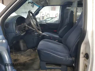 2004 Chevrolet Astro Cargo Van with VIN 1GCDL19X14B108636, listed as a Copart auction lot 48671045 with 227,317 mi miles and Salvage Title. Bid and sale history available at carsss.com. Image 7.