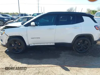 2020 Jeep Compass Latitude with VIN 3C4NJCBB6LT147594, listed as a IAAI auction lot 41592201 with 32,383 mi miles and . Bid and sale history available at DreamBid. Image 15.