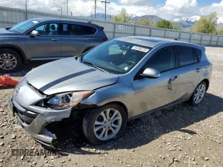 2010 Mazda 3 S Sport z VIN JM1BL1H65A1159364, wystawiony jako Copart lot #54788735 z przebiegiem 211 552 mil mil oraz Szkoda całkowita • Salvage title. Historia ofert i sprzedaży dostępna na DreamBid. Obrazek 1.