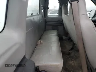 2005 Ford F-250 XL с VIN 1FTSX21505ED23758, выставлен на аукционе Copart как лот 43696815 с пробегом 244 445 миль миль и Списание • Salvage title. История ставок и продаж доступна на DreamBid. Изображение 10.