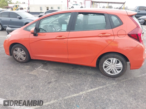 2019 Honda Fit LX with VIN 3HGGK5H44KM703289, listed as a IAAI auction lot 42058382 with Not Provided miles. Bid and sale history available at carsss.com. Image 14.