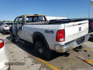 2017 Ram 2500 Tradesman z VIN 3C6UR5HJ9HG719988, wystawiony jako Copart lot #58069794 z przebiegiem Nie podano mil oraz Nie do naprawy • Non repairable. Historia ofert i sprzedaży dostępna na DreamBid. Obrazek 2.