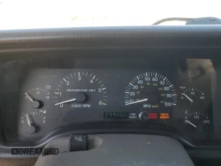 1997 Jeep Cherokee Country with VIN 1J4FJ78S2VL574492, listed as a Copart auction lot 88568685 with 244,465 mi miles and Salvage Title. Bid and sale history available at carsss.com. Image 9.