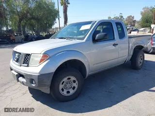 2007 Nissan Frontier XE with VIN 1N6BD06TX7C455121, listed as a IAAI auction lot 41617330 with 179,123 mi miles. Bid and sale history available at carsss.com. Image 2.