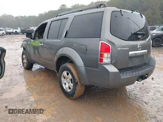 2008 Nissan Pathfinder SE with VIN 5N1AR18U68C667264, listed as a IAAI auction lot 40797046 with 1 mi miles. Bid and sale history available at carsss.com. Image 3.
