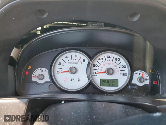 2006 Ford Escape XLS с VIN 1FMYU02Z76KC13880, выставлен на аукционе Copart как лот 45431285 с пробегом 133 326 миль миль и Чистый • Clean title. История ставок и продаж доступна на DreamBid. Изображение 9.