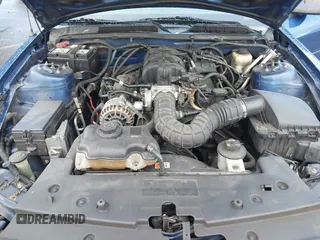 2007 Ford Mustang Deluxe with VIN 1ZVFT84N875329917, listed as a IAAI auction lot 41760205 with 171,005 mi miles and . Bid and sale history available at carsss.com. Image 10.