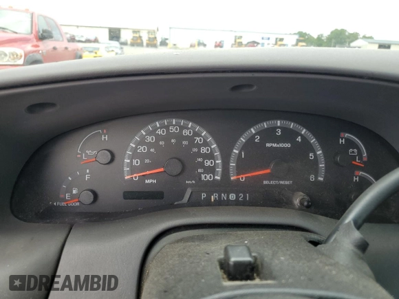 2000 Ford F-150 XL with VIN 1FTZX1720YNB83091, listed as a Copart auction lot 42765835 with 0 mi miles and Salvage Title. Bid and sale history available at carsss.com. Image 9.