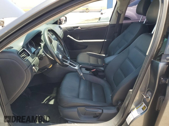 2012 Volkswagen Jetta SE с VIN 3VWDP7AJ5CM411860, выставлен на аукционе Copart как лот 61605695 с пробегом 187 743 миль миль и Чистый • Clean title. История ставок и продаж доступна на DreamBid. Изображение 7.