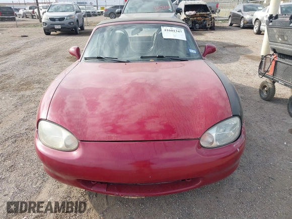 1999 Mazda MX-5 Miata z VIN JM1NB3531X0129508, wystawiony jako IAAI lot #41601347 z przebiegiem 156 702 mil mil oraz . Historia ofert i sprzedaży dostępna na DreamBid. Obrazek 12.
