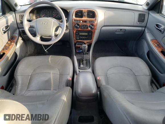 2000 Hyundai Sonata GLS with VIN KMHWF35V0YA224725, listed as a Copart auction lot 46110805 with 82,863 mi miles and Clean Title. Bid and sale history available at carsss.com. Image 8.