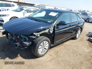 2020 Volkswagen Jetta S z VIN 3VWC57BU1LM083539, wystawiony jako IAAI lot #41852024 z przebiegiem 35 931 mil mil oraz . Historia ofert i sprzedaży dostępna na DreamBid. Obrazek 18.