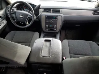 2008 Chevrolet Tahoe Special Service with VIN 1GNFK030X8R150891, listed as a Copart auction lot 77885814 with 145,604 mi miles and Salvage Title. Bid and sale history available at carsss.com. Image 8.