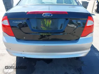 2010 Ford Fusion SE z VIN 3FAHP0HA2AR131918, wystawiony jako IAAI lot #42678902 z przebiegiem 180 828 mil mil oraz . Historia ofert i sprzedaży dostępna na DreamBid. Obrazek 6.