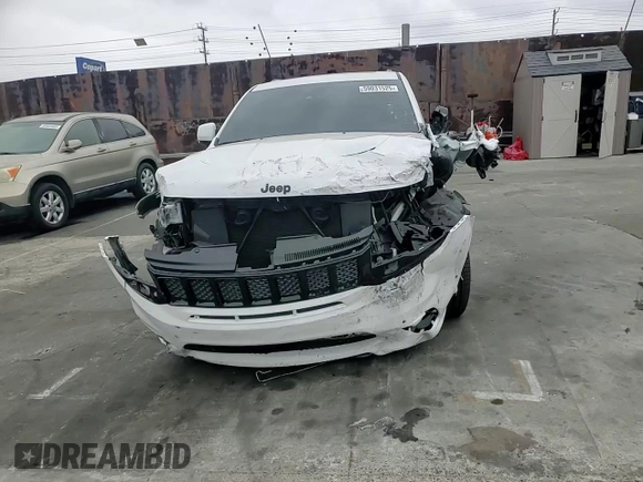 2018 Jeep Grand Cherokee Trackhawk with VIN 1C4RJFN91JC293695, listed as a Copart auction lot 59031525 with 8,565 mi miles and Salvage title. Bid and sale history available at DreamBid. Image 14.