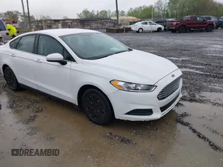 2013 Ford Fusion S with VIN 3FA6P0G76DR211501, listed as a IAAI auction lot 42095275 with 205,716 mi miles. Bid and sale history available at carsss.com. Image 1.