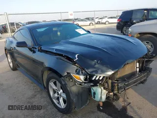 2016 Ford Mustang V6 z VIN 1FA6P8AM0G5302915, wystawiony jako IAAI lot #41797201 z przebiegiem 106 907 mil mil oraz . Historia ofert i sprzedaży dostępna na DreamBid. Obrazek 1.