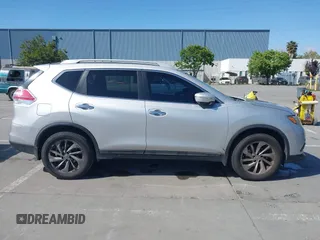2015 Nissan Rogue SL with VIN 5N1AT2MV5FC865790, listed as a IAAI auction lot 42140295 with 127,782 mi miles. Bid and sale history available at carsss.com. Image 13.