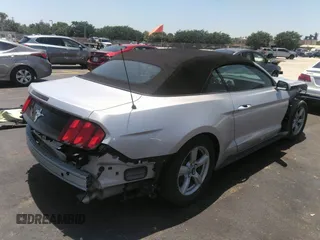 2016 Ford Mustang V6 z VIN 1FATP8EM6G5307016, wystawiony jako IAAI lot #41940022 z przebiegiem 88 196 mil mil oraz . Historia ofert i sprzedaży dostępna na DreamBid. Obrazek 4.