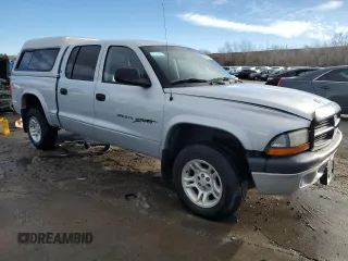 2001 Dodge Dakota Sport with VIN 1B7GG2AN11S125451, listed as a Copart auction lot 86759674 with 157,538 mi miles and Clean Title. Bid and sale history available at carsss.com. Image 4.