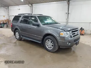 2013 Ford Expedition XLT z VIN 1FMJU1J56DEF08695, wystawiony jako IAAI lot #42505772 z przebiegiem 191 535 mil mil oraz . Historia ofert i sprzedaży dostępna na DreamBid. Obrazek 1.