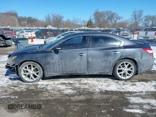 2009 Nissan Maxima SV z VIN 1N4AA51E49C850160, wystawiony jako IAAI lot #41630124 z przebiegiem 178 452 mil mil oraz . Historia ofert i sprzedaży dostępna na DreamBid. Obrazek 15.